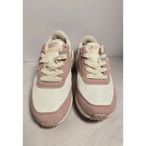 Reebok Comfort Shoes Kids Sz Youth 1 Ivory Peach Running Sneakers Footbed pink